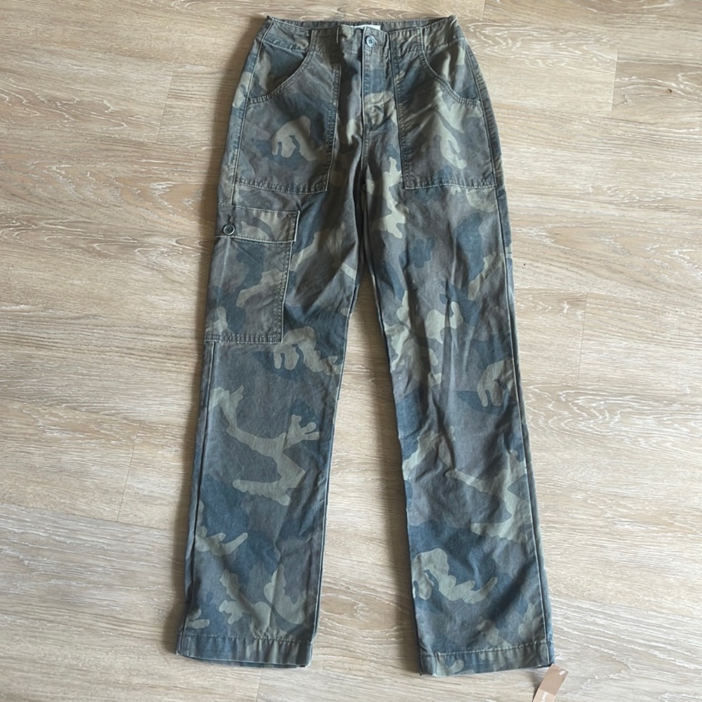 REFORMATION GIA CARGO PANT NWT size 25